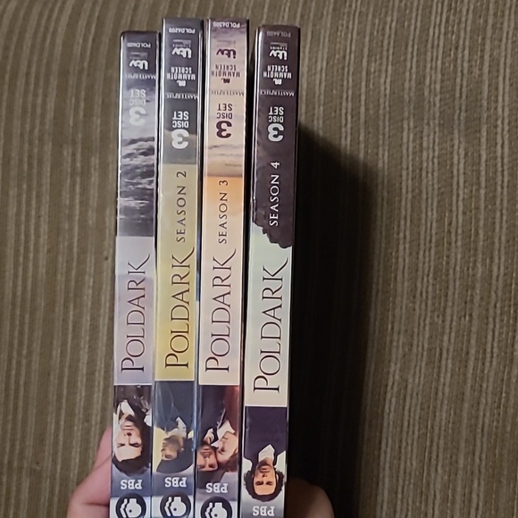🆕️Poldark Series - Seasons 1-4 - Picture 3 of 7
